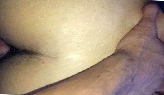 девушка трахает себя пальцами, порно видео